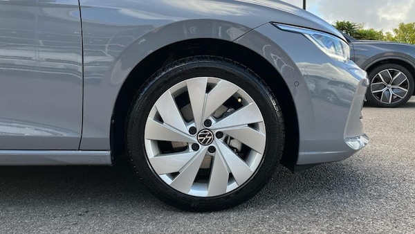 Used Volkswagen Golf 2025 for sale - 75403456: Photo 5