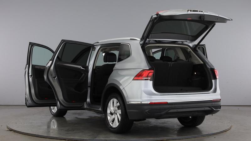 Used Volkswagen Tiguan Allspace 2021 for sale - 76382203: Photo 11
