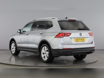 Used Volkswagen Tiguan Allspace 2021 for sale - 76382203: Photo