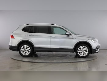 Used Volkswagen Tiguan Allspace 2021 for sale - 76382203: Photo