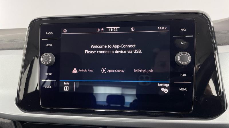 Used Volkswagen T-Roc 2022 for sale - 75880967: Photo 15