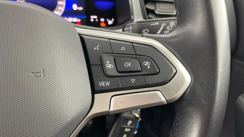 Used Volkswagen T-Roc 2022 for sale - 75880967: Photo 24