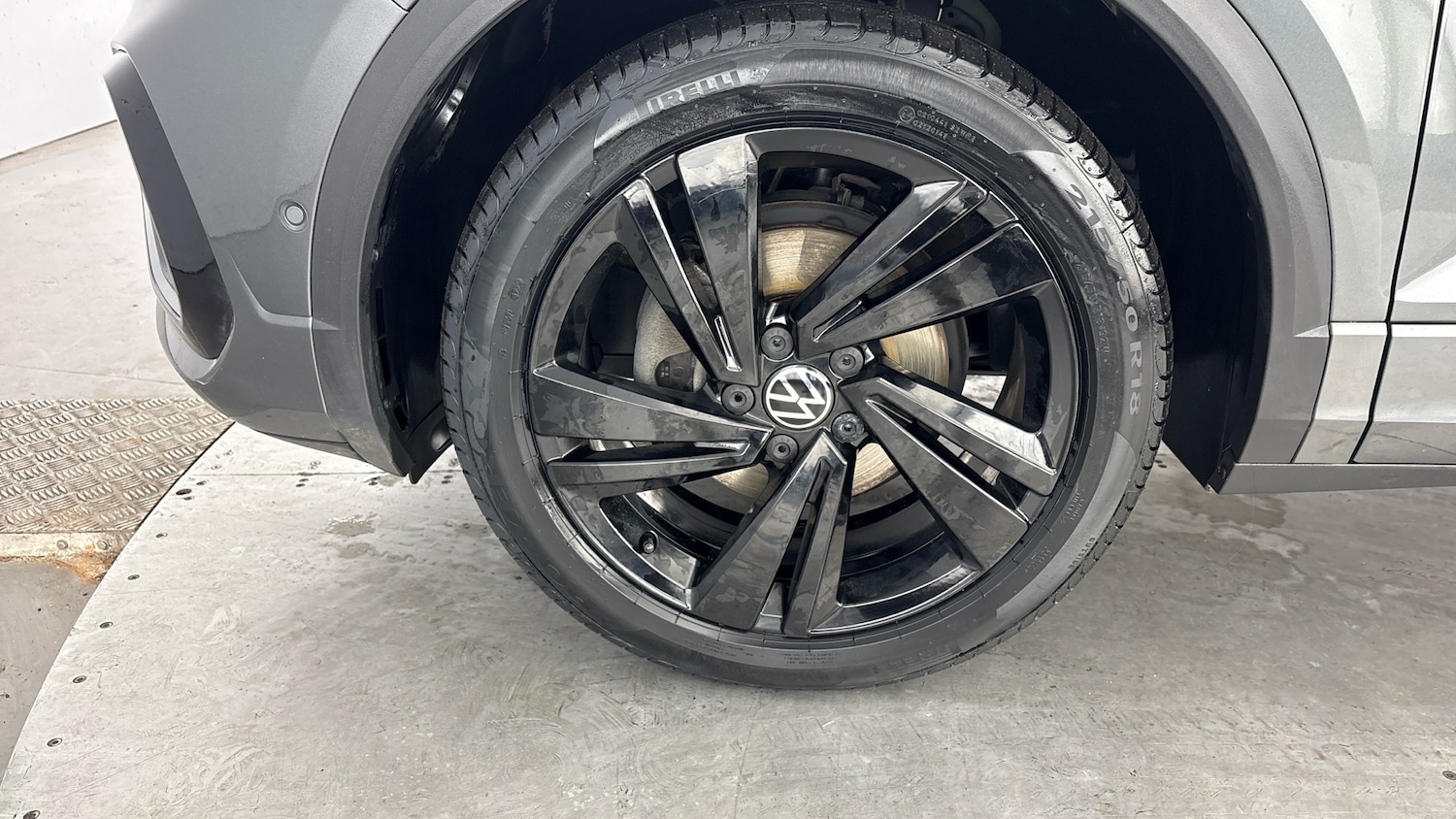 Used Volkswagen T-Roc 2024 for sale - 77903420: Photo 33