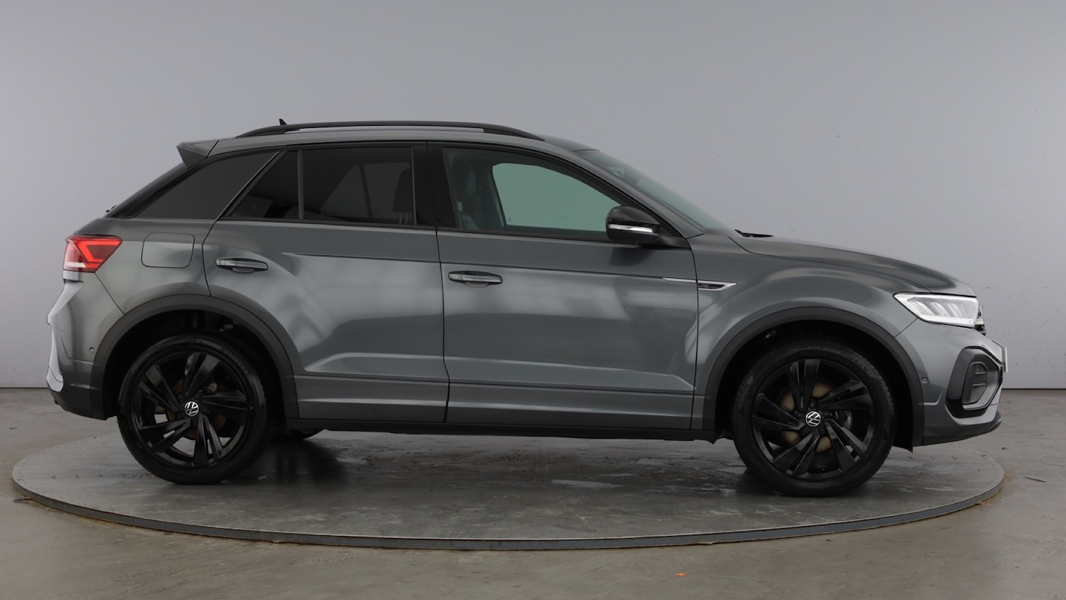 Used Volkswagen T-Roc 2024 for sale - 77903420: Photo 4