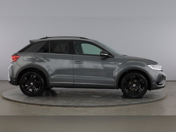 Used Volkswagen T-Roc 2024 for sale - 77903420: Photo