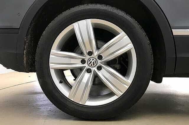 Used Volkswagen Tiguan 2020 for sale - 76488573: Photo 5