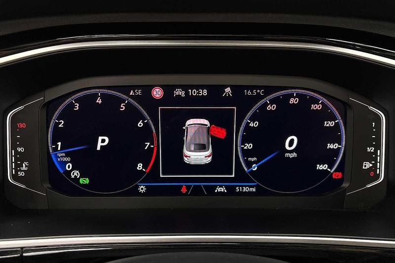 Used Volkswagen T-Roc 2025 for sale - 76706087: Photo 11