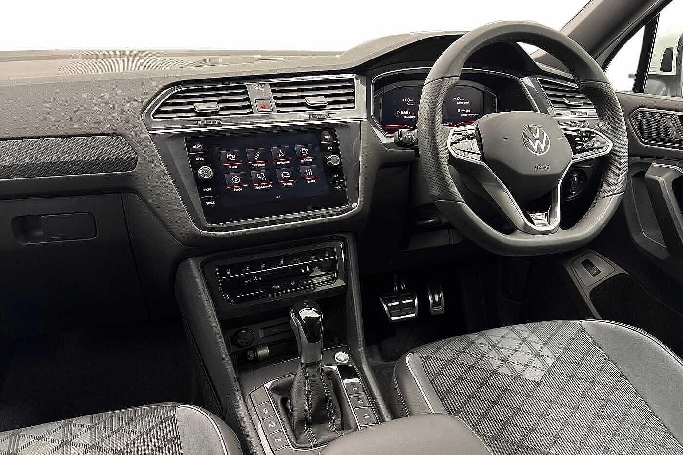 Used Volkswagen Tiguan Allspace 2025 for sale - 78004782: Photo 2