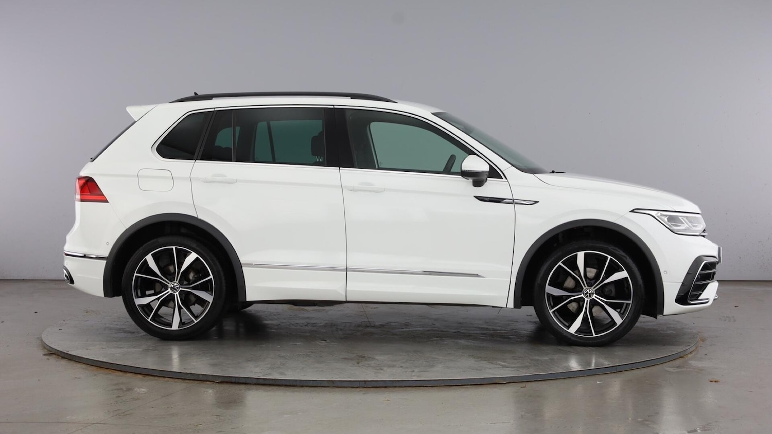Used Volkswagen Tiguan 2023 for sale - 77701446: Photo 4