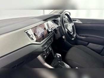 Used Volkswagen Polo 2019 for sale - 76782242: Photo