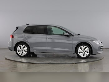 Used Volkswagen Golf 2025 for sale - 77195408: Photo