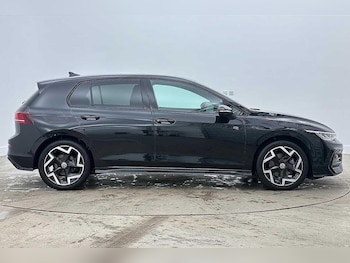 Used Volkswagen Golf 2025 for sale - 78499527: Photo