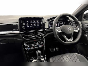 Used Volkswagen T-Roc 2025 for sale - 78499536: Photo