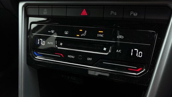 Used Volkswagen T-Roc 2025 for sale - 75403412: Photo 16