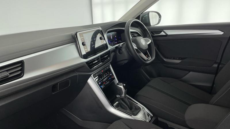 Used Volkswagen T-Roc 2025 for sale - 75403412: Photo 2