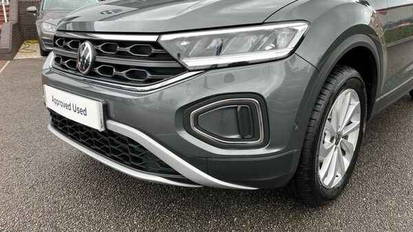 Used Volkswagen T-Roc 2025 for sale - 75403412: Photo 29