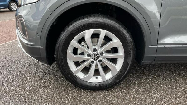 Used Volkswagen T-Roc 2025 for sale - 75403412: Photo 30