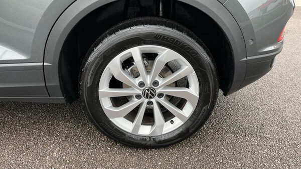 Used Volkswagen T-Roc 2025 for sale - 75403412: Photo 31