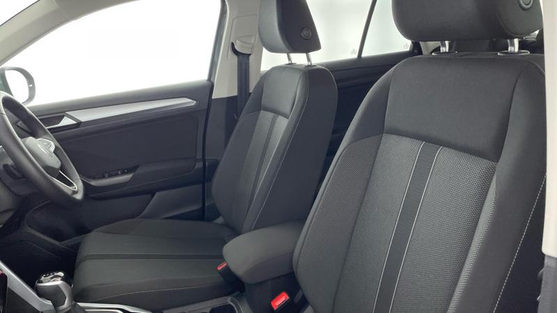 Used Volkswagen T-Roc 2025 for sale - 75403412: Photo 33
