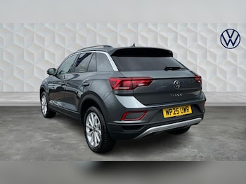 Used Volkswagen T-Roc 2025 for sale - 75403412: Photo