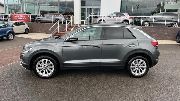 Used Volkswagen T-Roc 2025 for sale - 75403412: Photo 41