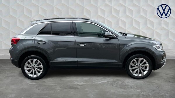 Used Volkswagen T-Roc 2025 for sale - 75403412: Photo 4