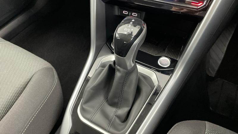 Used Volkswagen T-Roc 2025 for sale - 75403412: Photo 7