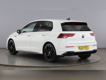 Used Volkswagen Golf 2024 for sale - 79386346: Photo
