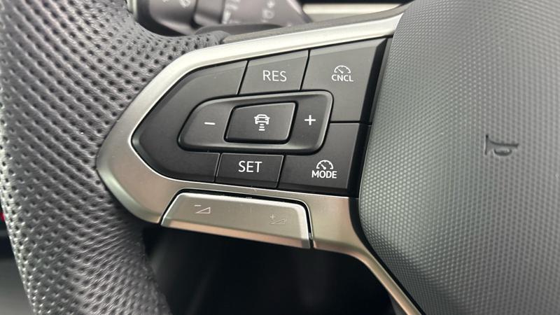 Used Volkswagen Passat 2025 for sale - 75891180: Photo 12