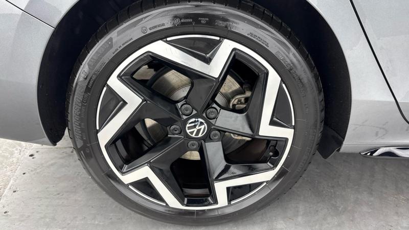 Used Volkswagen Passat 2025 for sale - 75891180: Photo 28