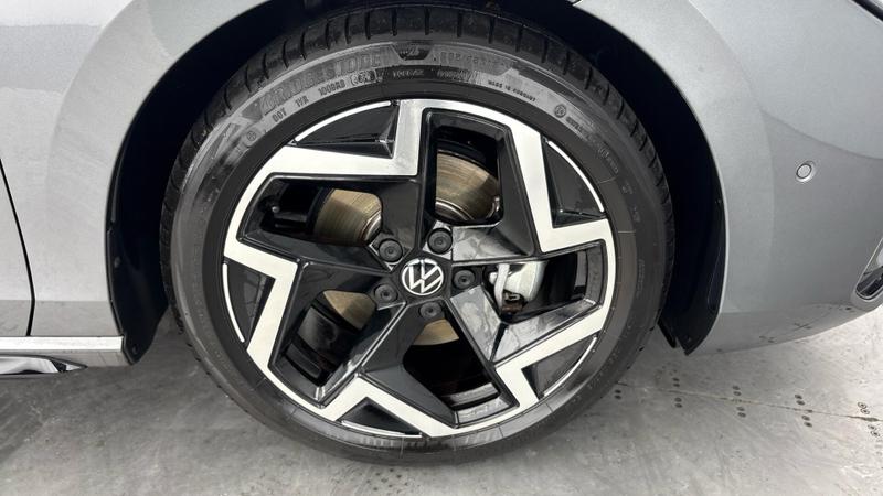 Used Volkswagen Passat 2025 for sale - 75891180: Photo 5