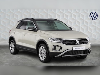 Used Volkswagen T-Roc 2026 for sale - 77974097: Photo