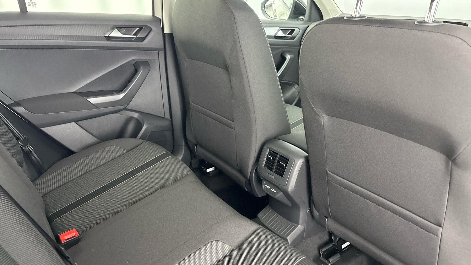 Used Volkswagen T-Roc 2026 for sale - 77974097: Photo 26