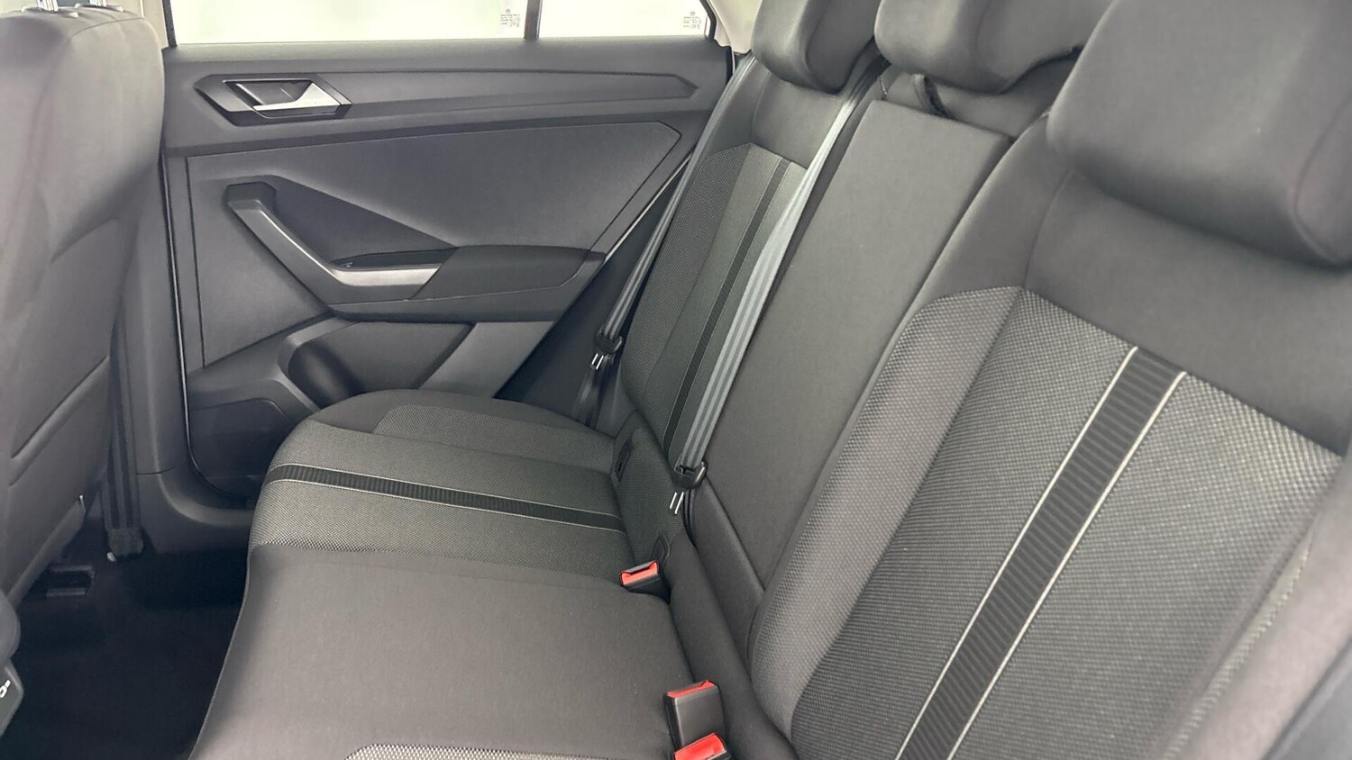 Used Volkswagen T-Roc 2026 for sale - 77974097: Photo 32