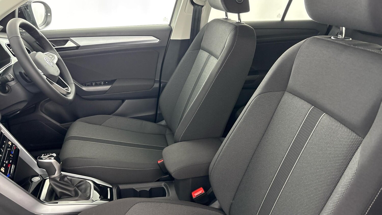 Used Volkswagen T-Roc 2026 for sale - 77974097: Photo 33