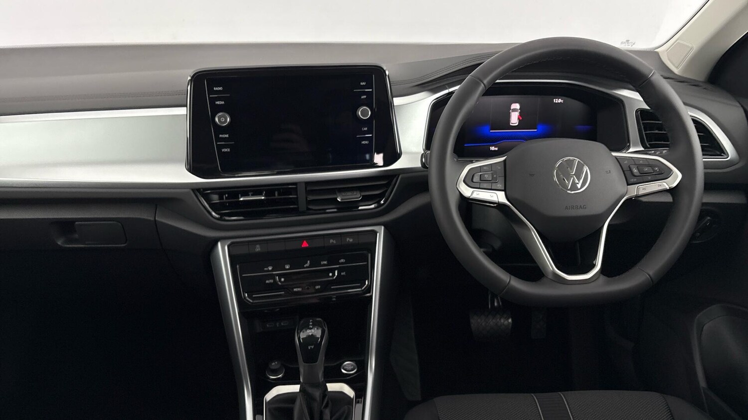 Used Volkswagen T-Roc 2026 for sale - 77974097: Photo 8