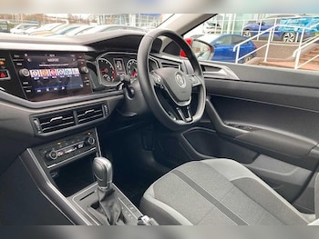 Used Volkswagen Polo 2019 for sale - 77950769: Photo