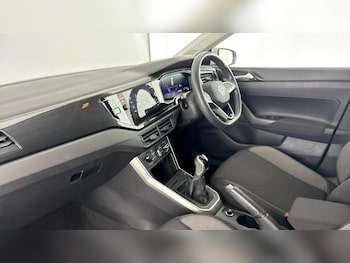 Used Volkswagen Polo 2023 for sale - 77025810: Photo