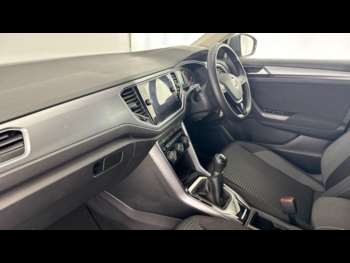 Used Volkswagen T-Roc 2022 for sale - 74495507: Photo