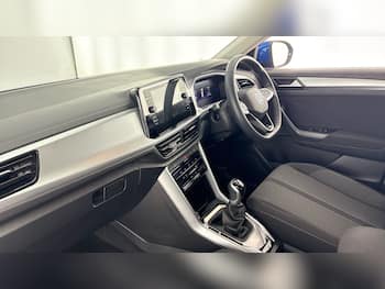Used Volkswagen T-Roc 2024 for sale - 79386358: Photo