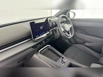 Used Volkswagen T-Roc 2026 for sale - 79150991: Photo