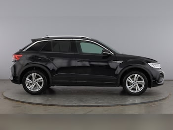 Used Volkswagen T-Roc 2022 for sale - 77602458: Photo