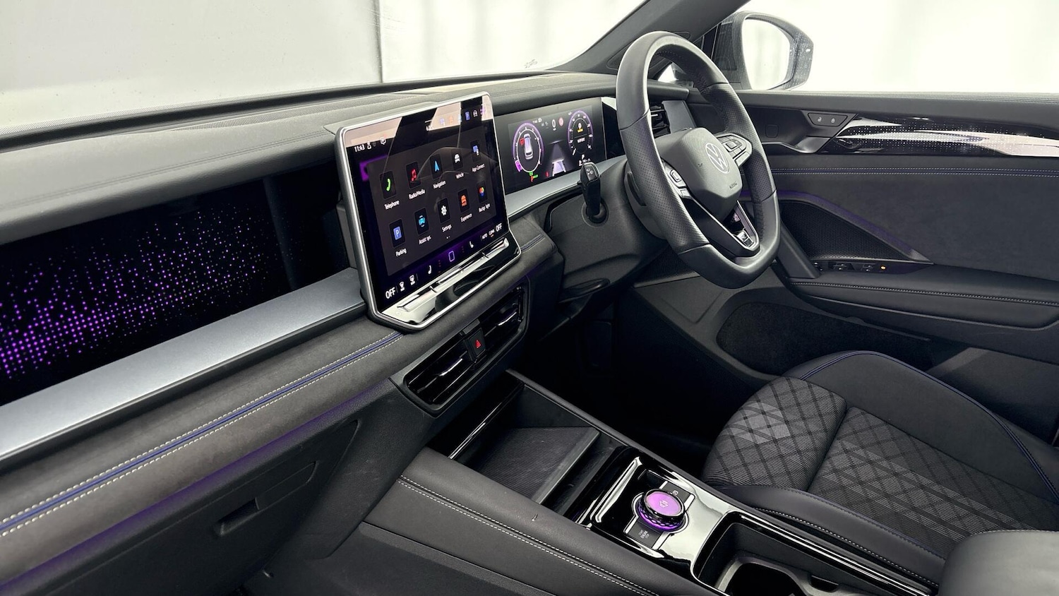 Used Volkswagen Touran 2025 for sale - 77602243: Photo 2