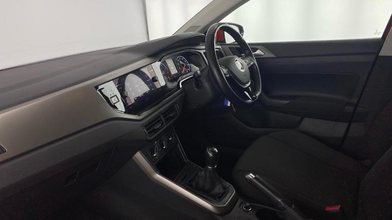 Used Volkswagen Polo 2021 for sale - 76750482: Photo 2