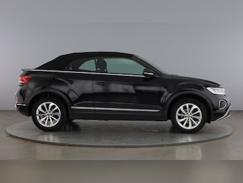 Used Volkswagen T-Roc 2022 for sale - 78963592: Photo