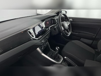 Used Volkswagen Polo 2022 for sale - 76008668: Photo 2