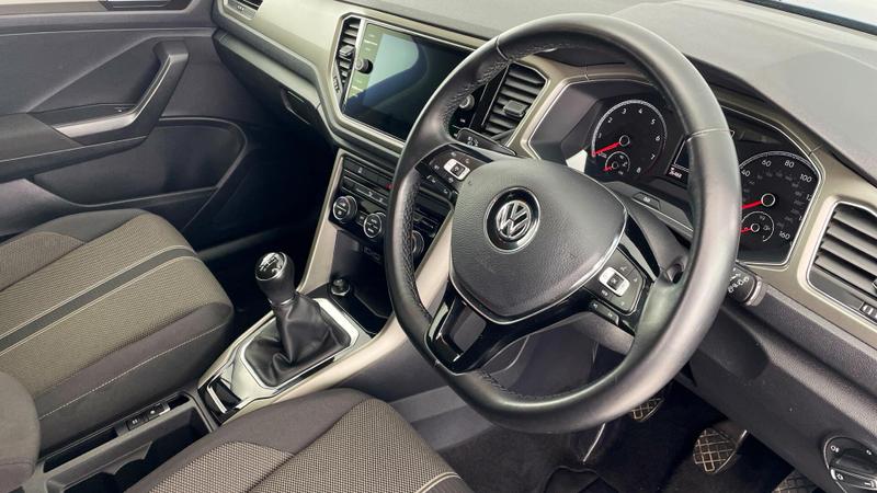Used Volkswagen T-Roc 2020 for sale - 76382166: Photo 6