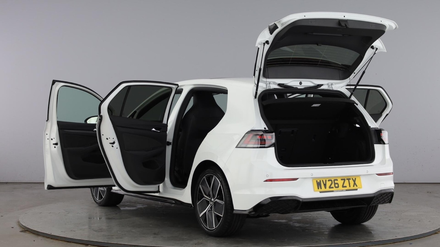 Used Volkswagen Golf 2026 for sale - 77974093: Photo 11