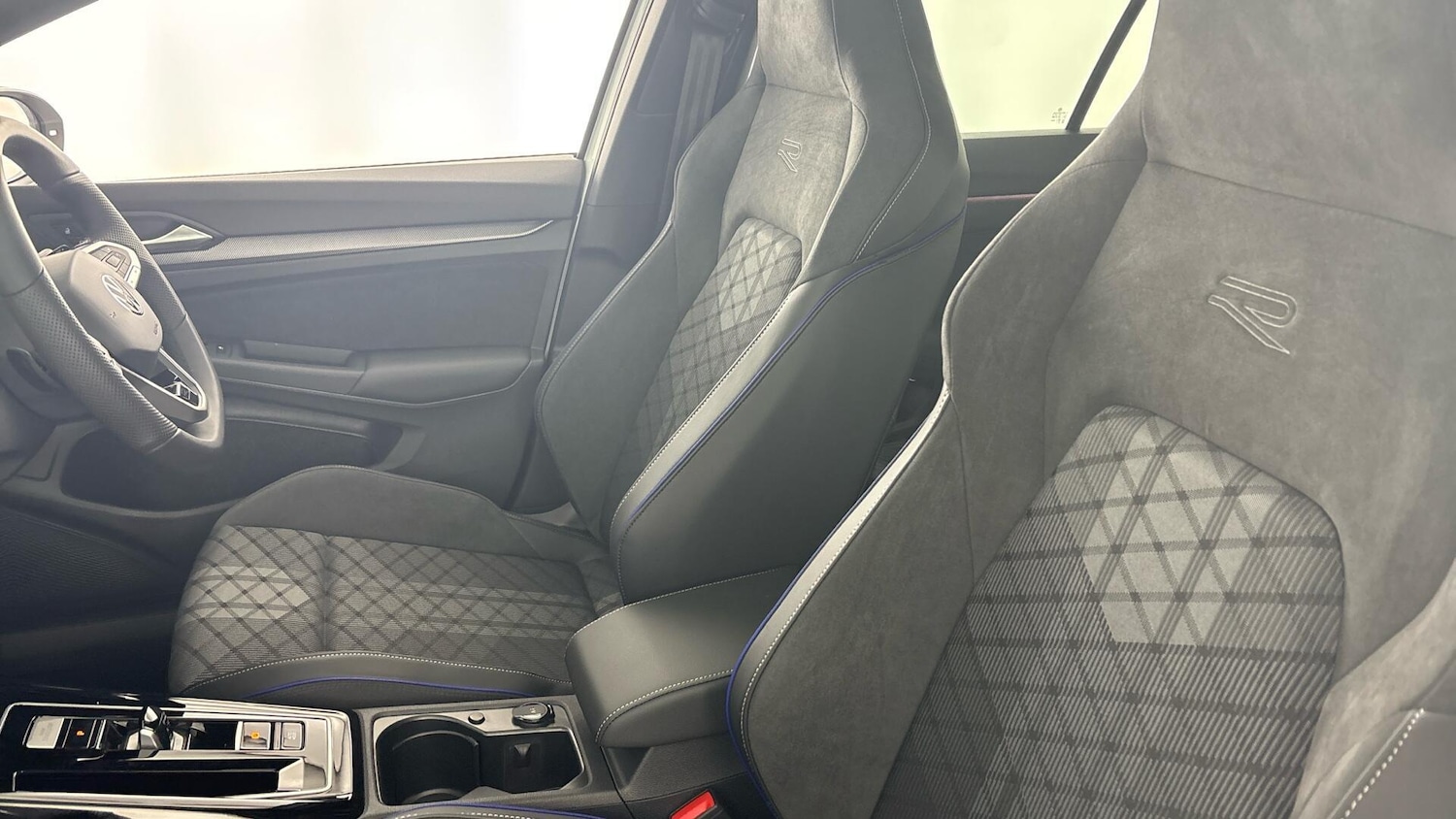 Used Volkswagen Golf 2026 for sale - 77974093: Photo 37