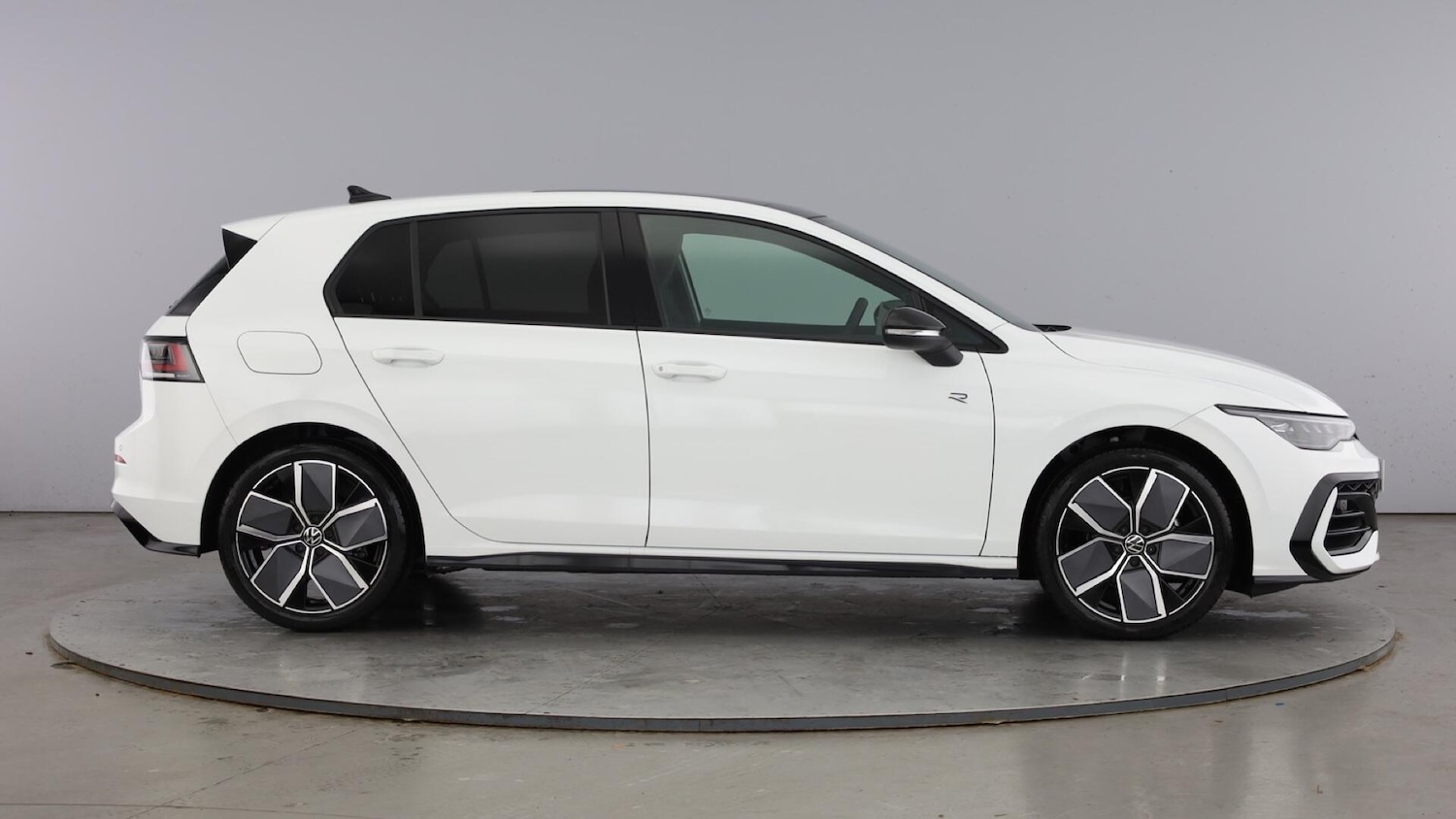 Used Volkswagen Golf 2026 for sale - 77974093: Photo 4